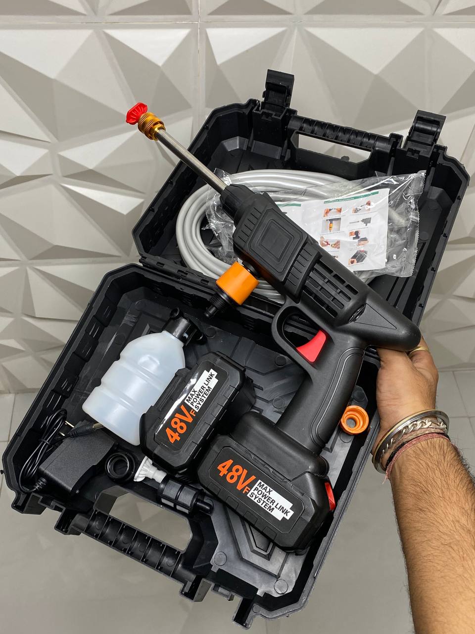 48V Cordless High Pressure Washer Gun 450 PSI with 7.5Ah Battery, Foam Tank & 10m Hose - Image 4